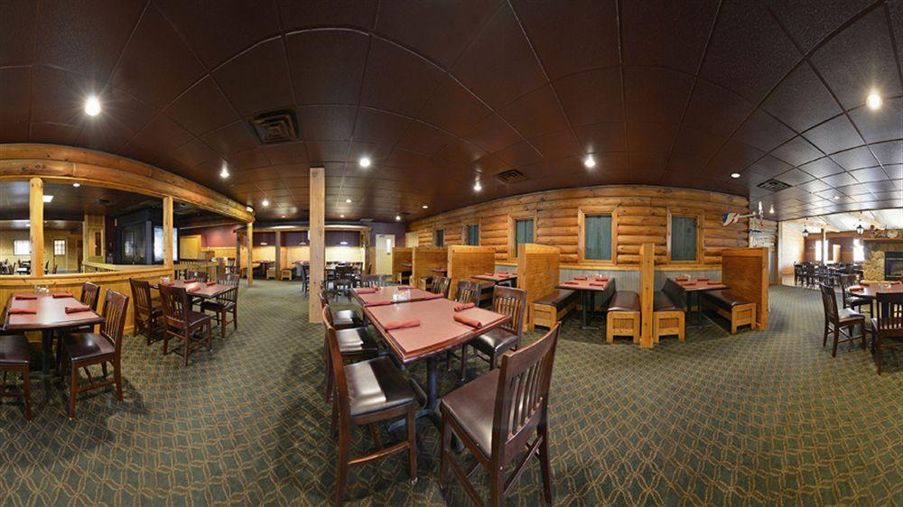 Quality Inn & Suites Ames Conference Center Near Isu Campus エクステリア 写真