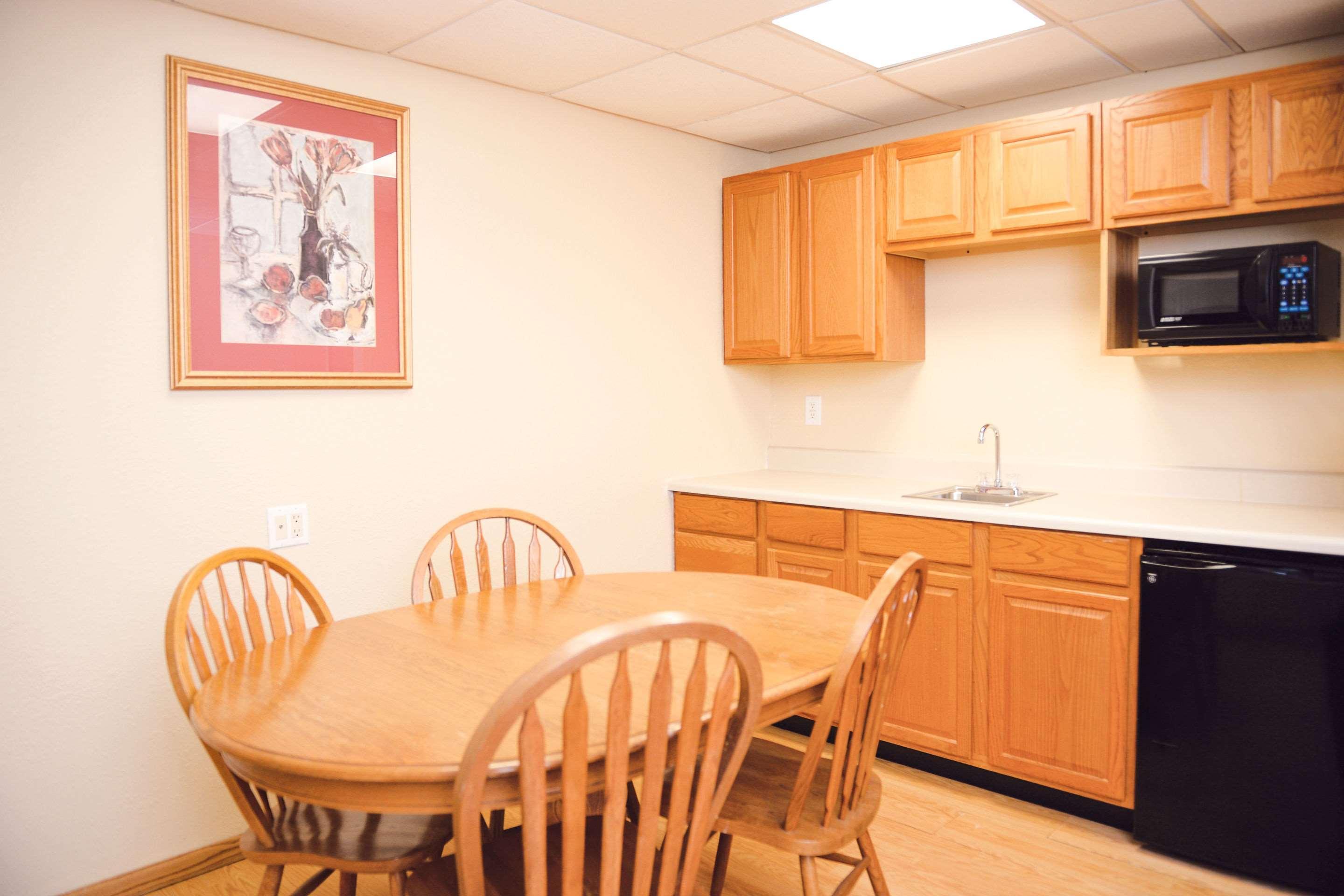 Quality Inn & Suites Ames Conference Center Near Isu Campus エクステリア 写真